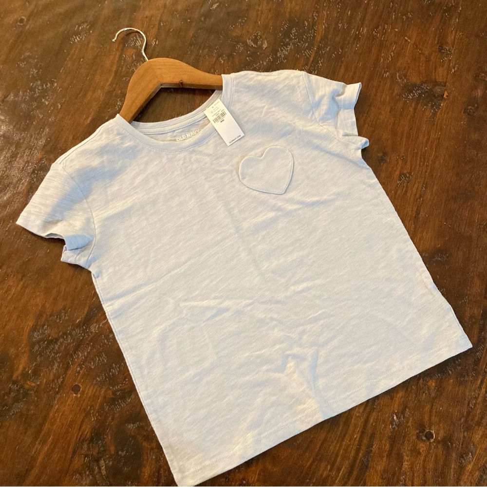 Girls Light Blue Heart Pocket T-Shirt Tee Size Kids Medium M 8 NWT